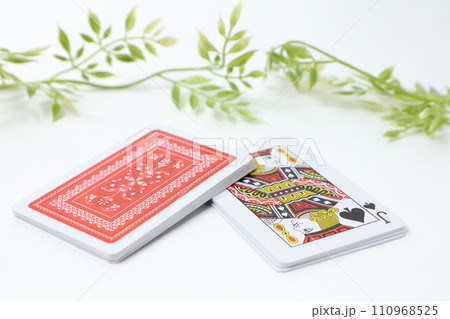 トランプ, 玩具, ゲーム, おもちゃ, 勝負, 遊び, カードゲーム, ポーカー, カード, 娯楽 トランプ, 玩具, ゲーム, おもちゃ, 勝負, 遊び, カードゲーム, ポーカー, カード, 娯楽 110968525