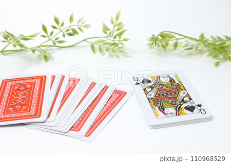 トランプ, 玩具, ゲーム, おもちゃ, 勝負, 遊び, カードゲーム, ポーカー, カード, 娯楽 トランプ, 玩具, ゲーム, おもちゃ, 勝負, 遊び, カードゲーム, ポーカー, カード, 娯楽 110968529