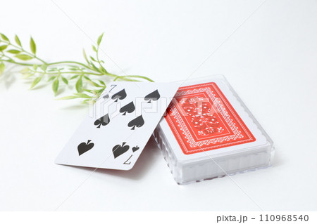 トランプ, 玩具, ゲーム, おもちゃ, 勝負, 遊び, カードゲーム, ポーカー, カード, 娯楽 トランプ, 玩具, ゲーム, おもちゃ, 勝負, 遊び, カードゲーム, ポーカー, カード, 娯楽 110968540