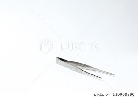 ピンセット、道具、毛抜き、医療器具、手当て、器具、医療、小物、日用品、清潔、美容、工具、病院 110968590