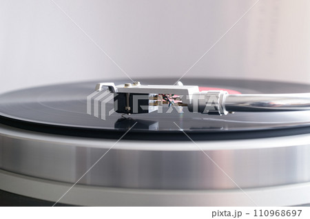 アナログレコードの再生 アナログレコードの再生 110968697