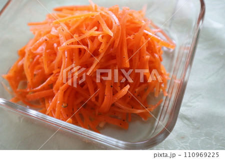 作り置きのニンジンラペ 110969225