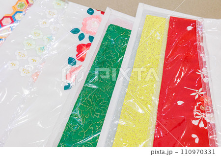 着物 帯紐や帯締め帯揚げなどのイメージ画像 呉服店や着物レンタル 着物 帯紐や帯締め帯揚げなどのイメージ画像 呉服店や着物レンタル 110970331