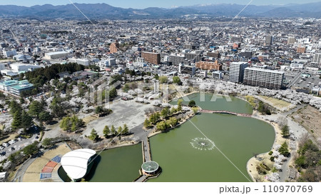 春爛漫の絵巻 - 郡山市開成山公園の桜空撮 春爛漫の絵巻 - 郡山市開成山公園の桜空撮 110970769