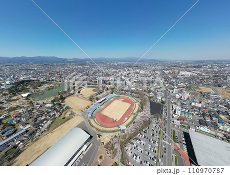 郡山市中心部 - 開成山総合運動公園の空撮 郡山市中心部 - 開成山総合運動公園の空撮 110970787