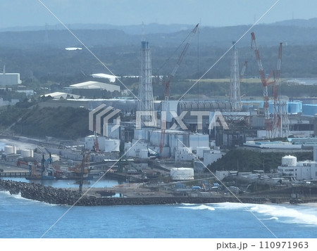 双葉町から見る歴史的記憶 - 福島第一原子力発電所の空撮2 110971963