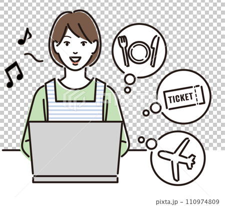 パソコンで旅行の予定を調べる女性 パソコンで旅行の予定を調べる女性 110974809