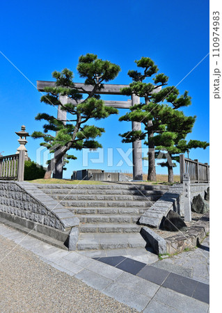 東海道五十三次の桑名宿「七里の渡し」の青空の風景 東海道五十三次の桑名宿「七里の渡し」の青空の風景 110974983