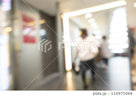 繁華街のボケ表現 110975066