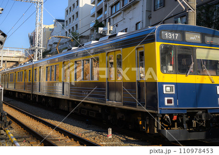 東急池上線、石川台駅 110978453