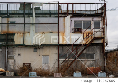 日本の兵庫県加古川市の古くてとても美しい建物 日本の兵庫県加古川市の古くてとても美しい建物 110987885