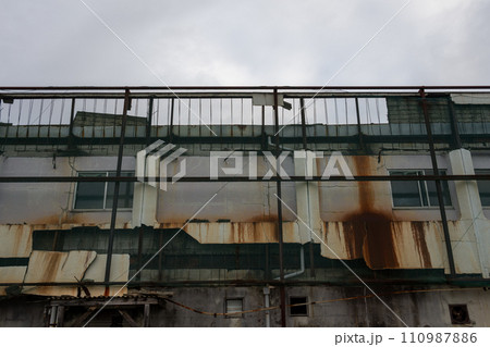 日本の兵庫県加古川市の古くてとても美しい建物 日本の兵庫県加古川市の古くてとても美しい建物 110987886