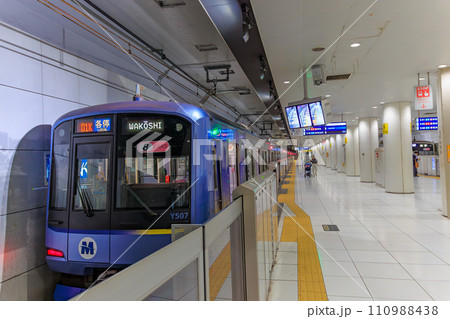神奈川県　横浜市　元町・中華街駅 110988438