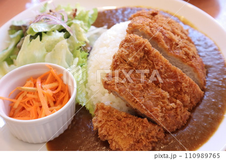 カツカレー カツカレー 110989765