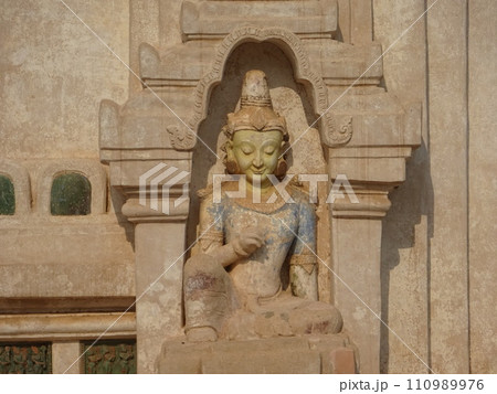 アーナンダ寺院　ミャンマー・パガン 110989976