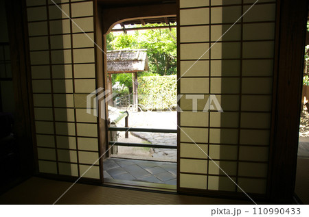 春の詩仙堂を訪れる 110990433