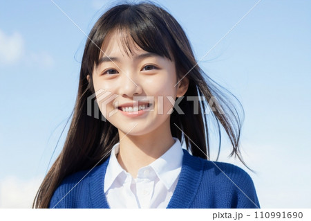 青空をバックに健康的に微笑む女子高生 AI generated 110991690