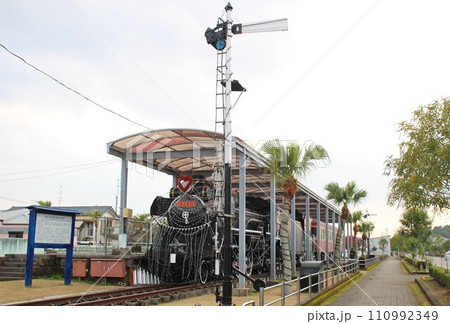 保存されているc58とキハ52 日南線の終着駅志布志駅 志布志市 鹿児島県 保存されているc58とキハ52 日南線の終着駅志布志駅 志布志市 鹿児島県 110992349