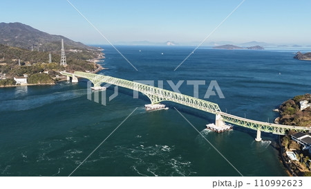 大畠瀬戸【周防大島大橋】ドローン空撮_No21 110992623