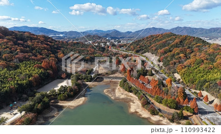 東広島市、初冬の【鏡山公園】ドローン空撮_No04 東広島市、初冬の【鏡山公園】ドローン空撮_No04 110993422