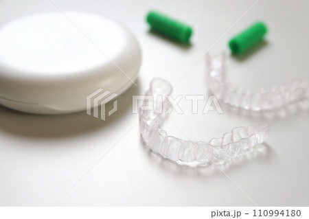 マウスピース矯正 110994180