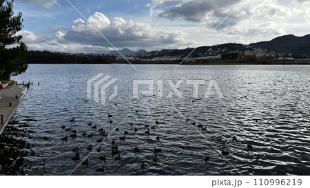 アルバニア ティラナ 110996219