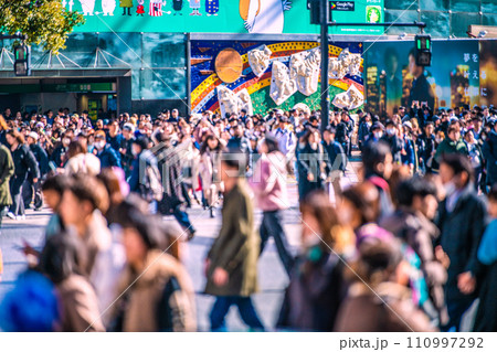 日本の東京都市景観JN.1…零マの渋谷に再びマ姿…拡大の元凶をなぜ学べないのか…マ不要・換気＝27日 110997292