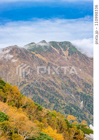 日本百名山空木岳登山 池山尾根ルート 熊沢岳 日本百名山空木岳登山 池山尾根ルート 熊沢岳 110998336