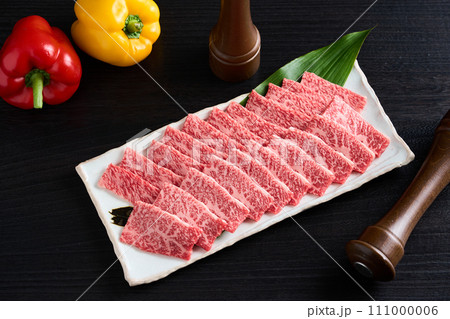 焼肉用 国産和牛 霜降り肉 焼肉用 国産和牛 霜降り肉 111000006