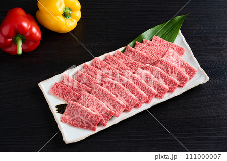 焼肉用 国産和牛 霜降り肉 焼肉用 国産和牛 霜降り肉 111000007