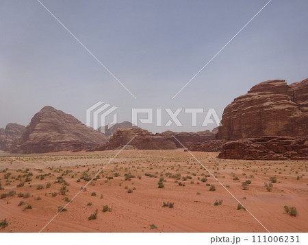 ワディラムの砂漠ツアー　ヨルダン 111006231