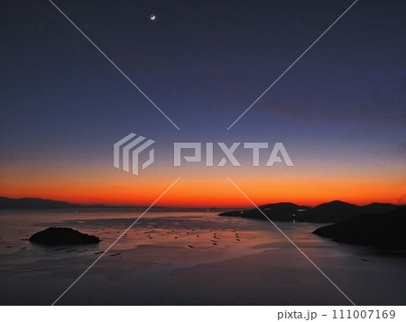 万葉の岬から見る播磨灘の夕景 万葉の岬から見る播磨灘の夕景 111007169