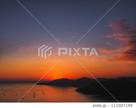 万葉の岬から見る播磨灘の夕景 万葉の岬から見る播磨灘の夕景 111007199