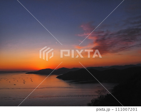 万葉の岬から見る播磨灘の夕景 111007201