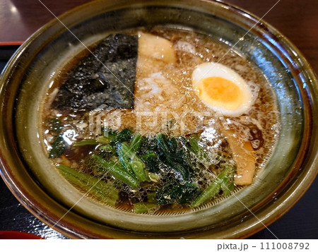 とても美味しい豚骨ラーメン 111008792