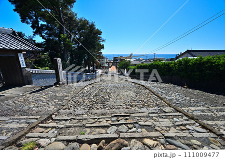 徳川家康の墓とされる駿府「久能山東照宮」の境内と眺望 111009477