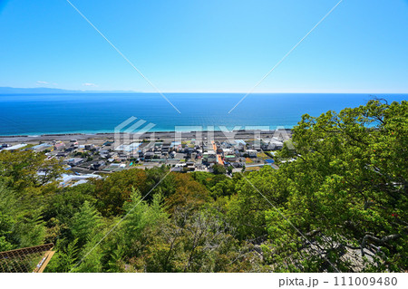 徳川家康の墓とされる駿府「久能山東照宮」の境内と眺望 111009480