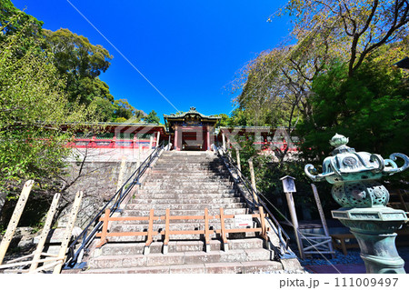 徳川家康の墓とされる駿府「久能山東照宮」の境内と眺望 111009497