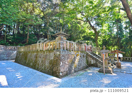 徳川家康の墓とされる駿府「久能山東照宮」の境内と眺望 111009521