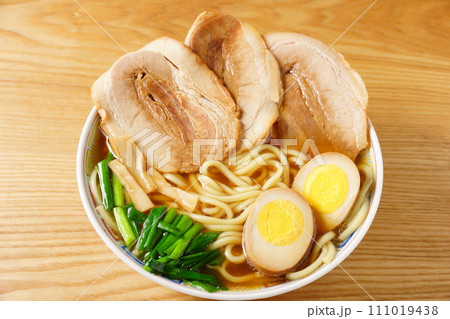 昔ながらの中華ラーメン 昔ながらの中華ラーメン 111019438