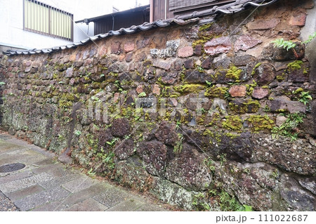 有田町内山地区のトンバイ塀 111022687