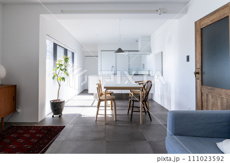 おしゃれなリノベーションマンション 111023592