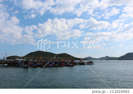 Chong Samae San Pier or Samae San Bay fishing boat bridge in the day time. Chong Samae San Pier or Samae San Bay fishing boat bridge in the day time. 111028982