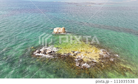 消滅する島【ホボロ島】ドローン空撮_No28 消滅する島【ホボロ島】ドローン空撮_No28 111035538