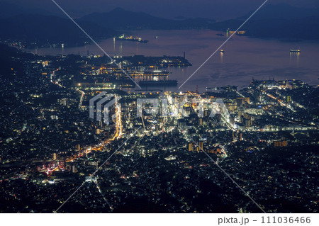 灰ヶ峰からの呉市街夜景 111036466