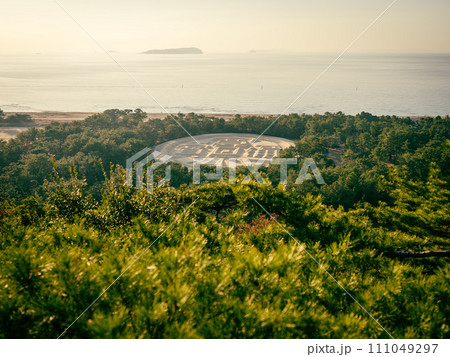 銭形砂絵 寛永通宝 香川県 観音寺市 銭形砂絵 寛永通宝 香川県 観音寺市 111049297