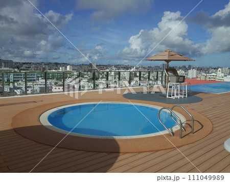 インフィニティプールの風景_ノボテル沖縄那覇 111049989