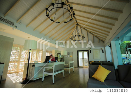 ザ・ショア・アット・カタタニの受付にて(タイ プーケット) ザ・ショア・アット・カタタニの受付にて(タイ プーケット) 111053816