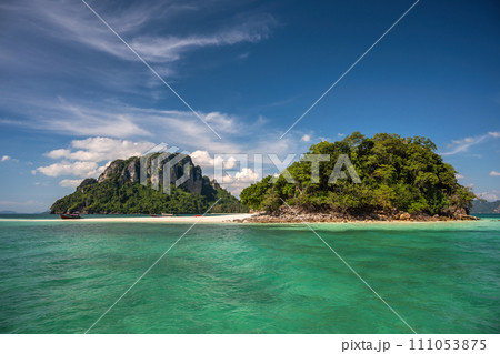 Tropical islands view with ocean blue sea water and white sand beach at Thale Waek (Separated Sea), Krabi Thailand nature landscape 111053875