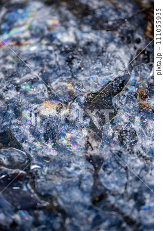 カラフルな氷の世界 カラフルな氷の世界 111055935